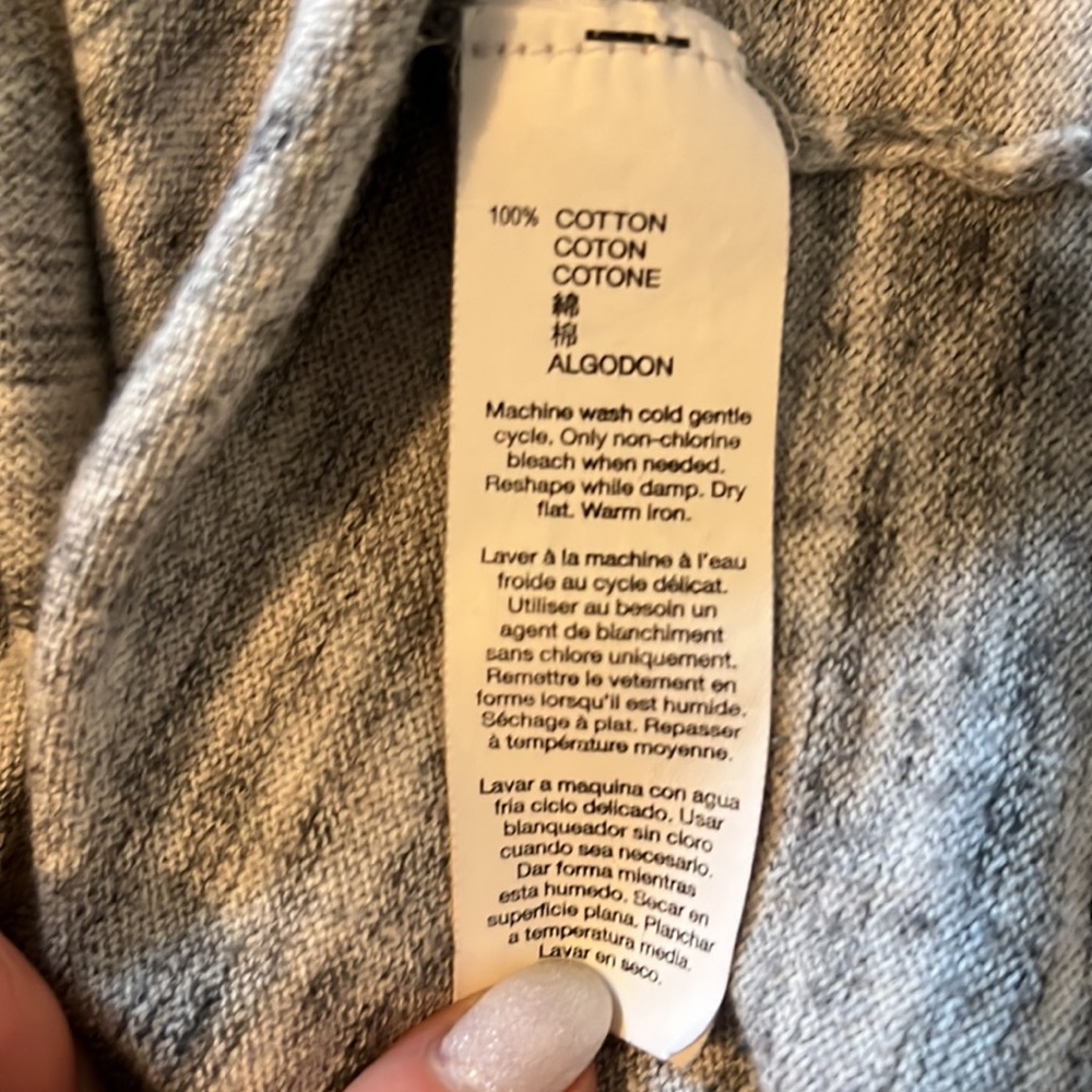 GAP Lightweight High-Low Sweater - Picture 4 of 7